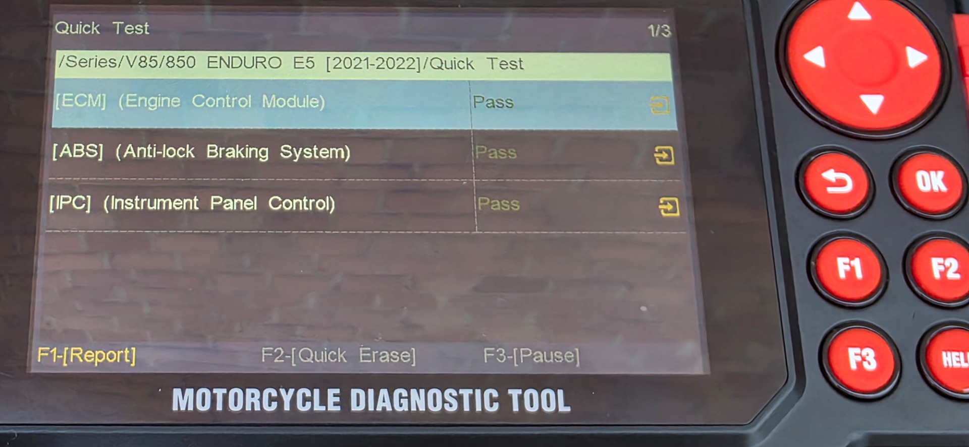 Moto Guzzi V85TT ECU storing uitlezen op locatie